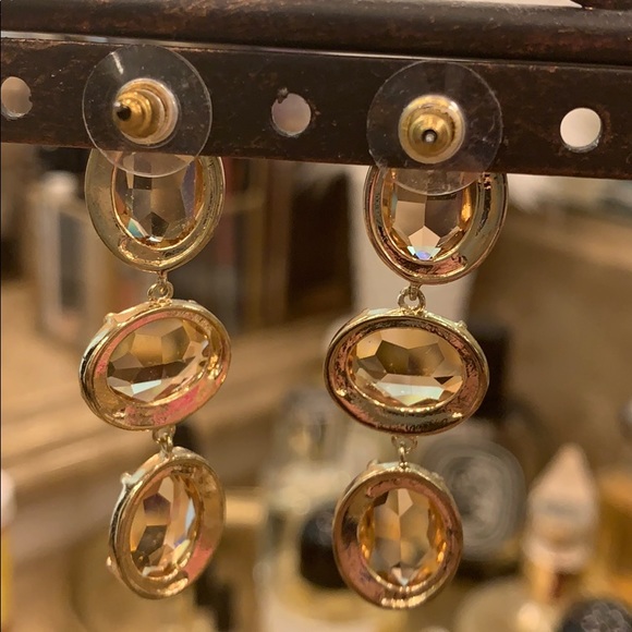 Hanging crystal earrings - Picture 7 of 7